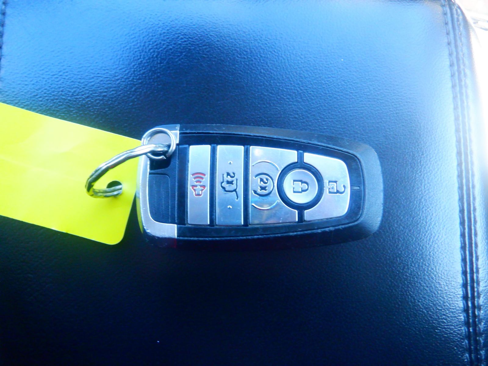 2022 Ford Explorer XLT AWD