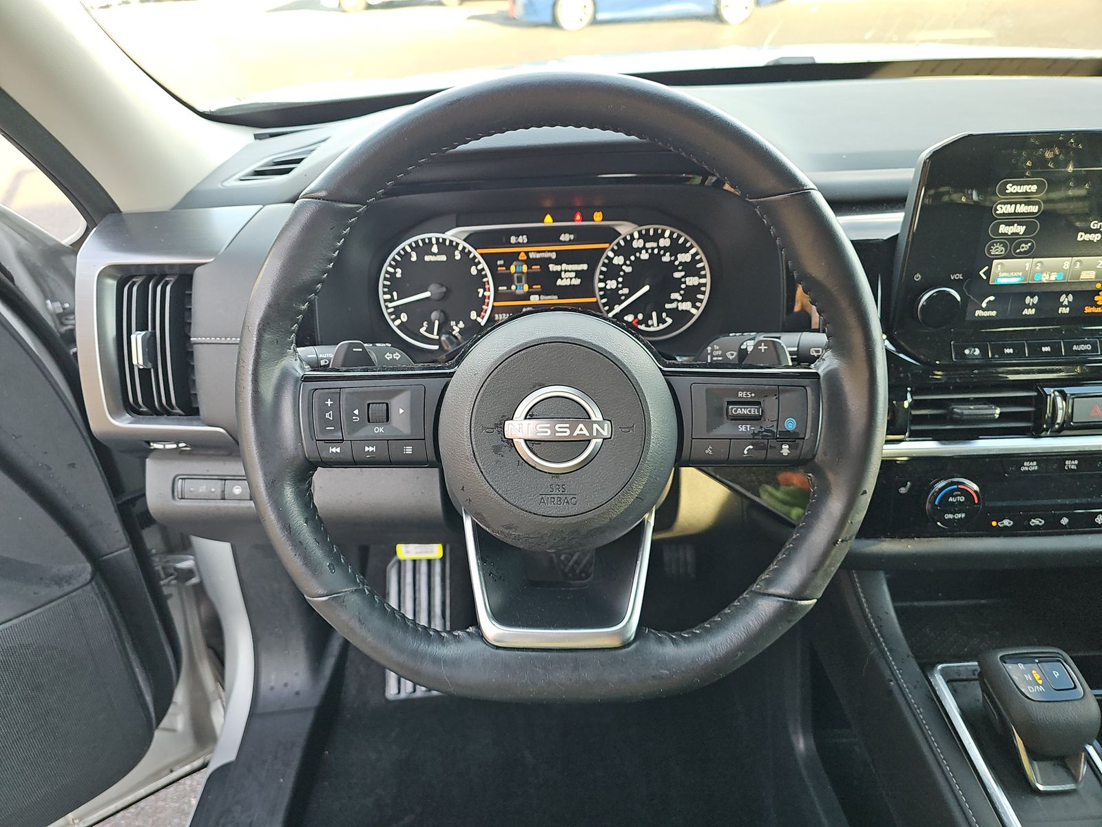 2023 Nissan Pathfinder SL AWD
