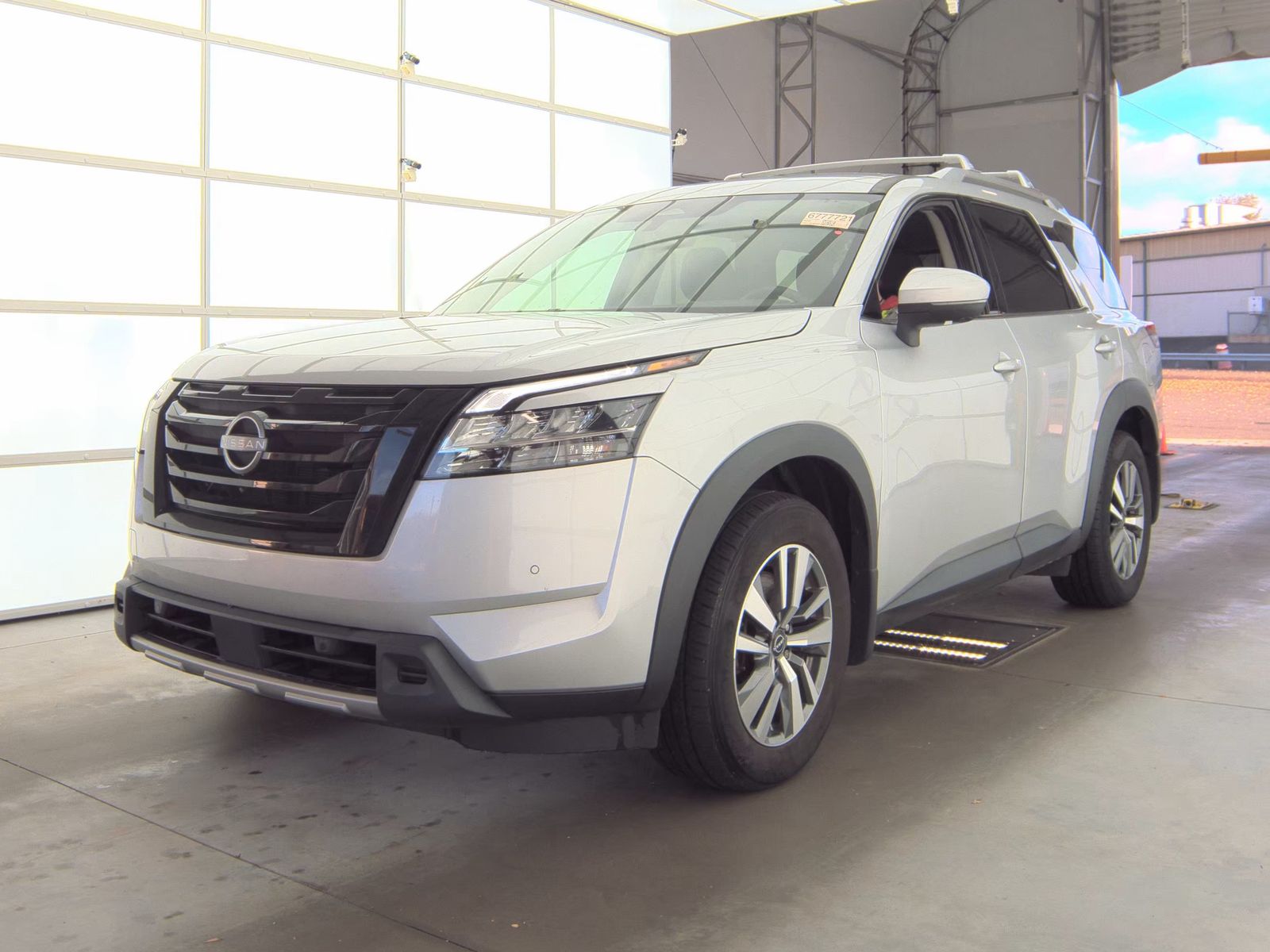 2023 Nissan Pathfinder SL AWD