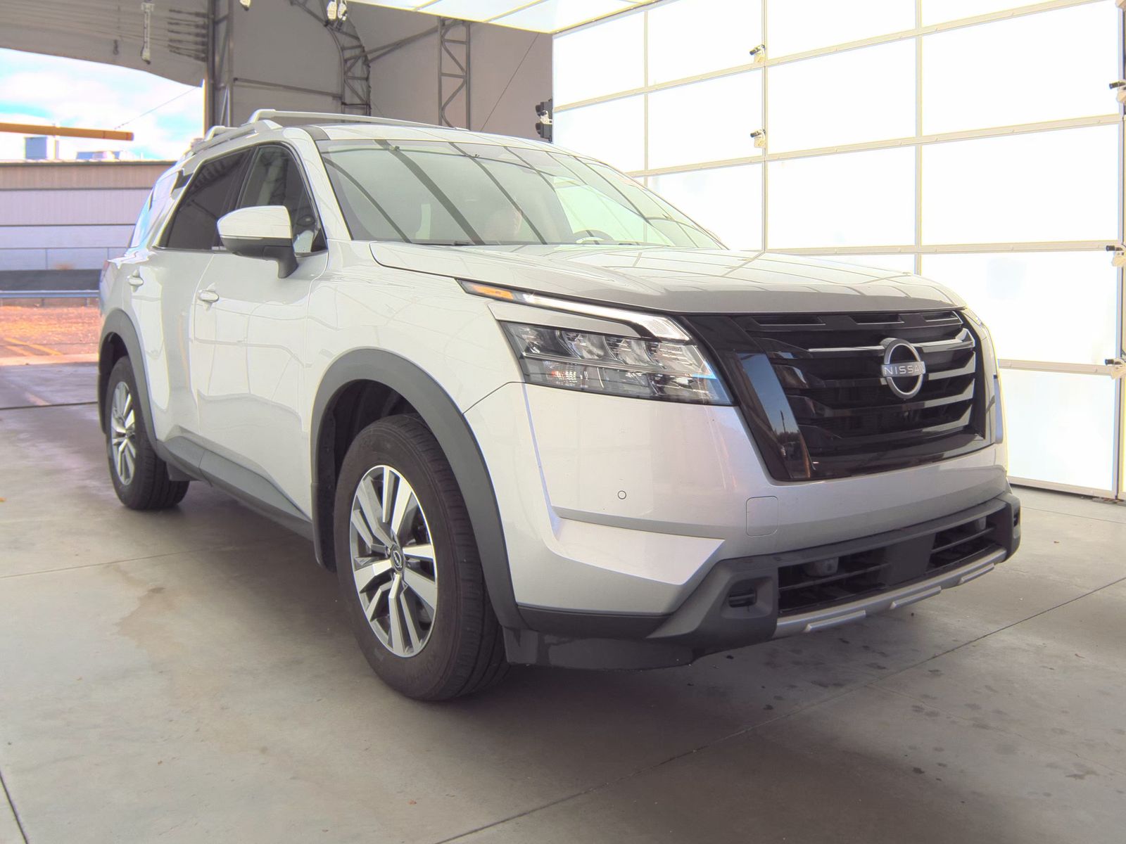 2023 Nissan Pathfinder SL AWD