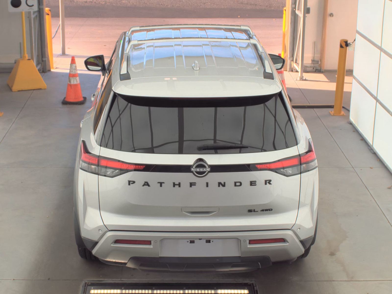 2023 Nissan Pathfinder SL AWD