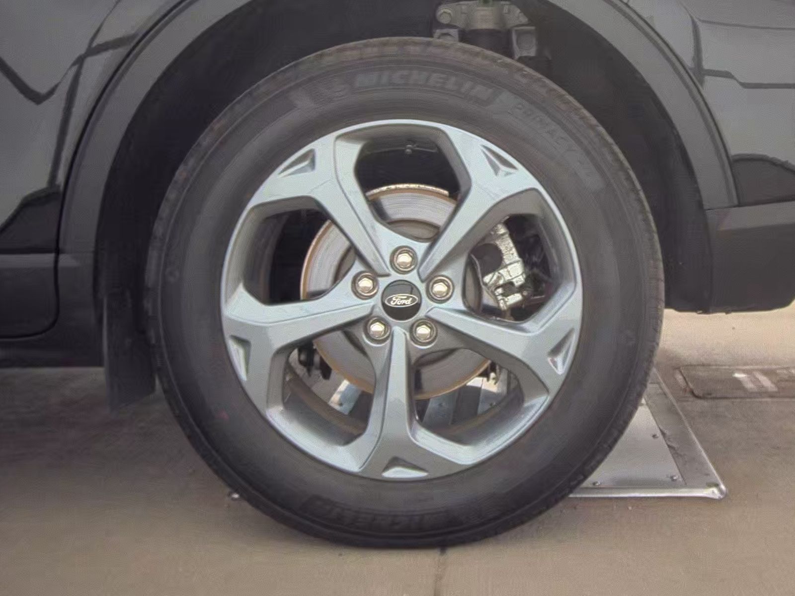 2025 Ford Escape Hybrid ST-Line Elite AWD