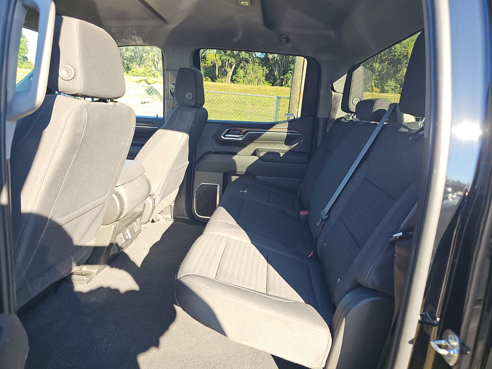 2023 Chevrolet Silverado 1500 LT AWD