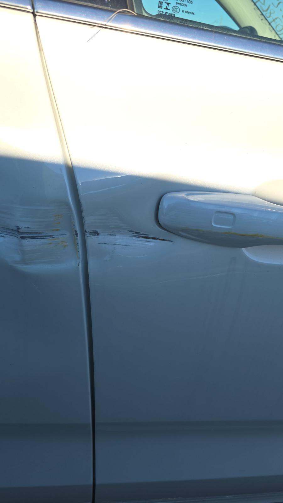 2022 Volvo XC60 B5 Inscription FWD