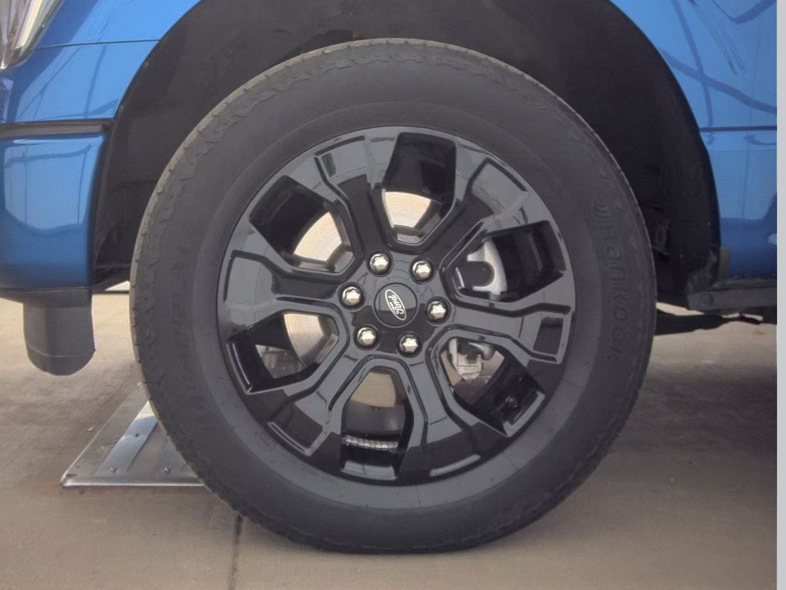 2022 Ford F-150 Hybrid Lariat AWD