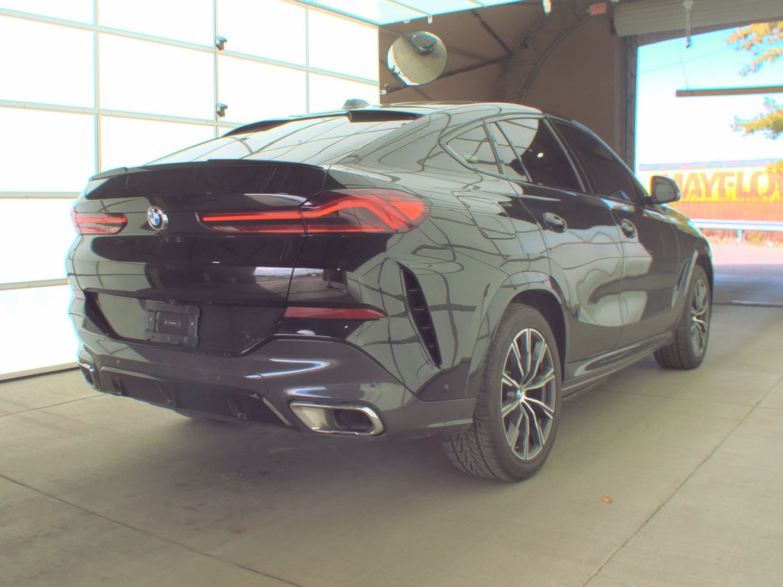 2024 BMW X6 xDrive40i AWD