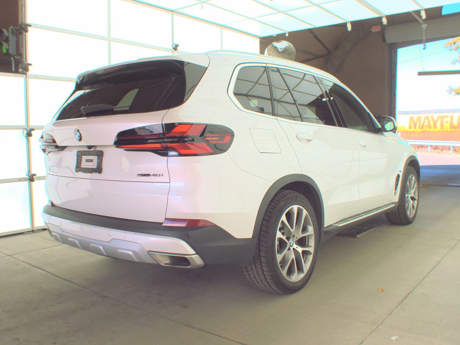 2024 BMW X5 sDrive40i RWD