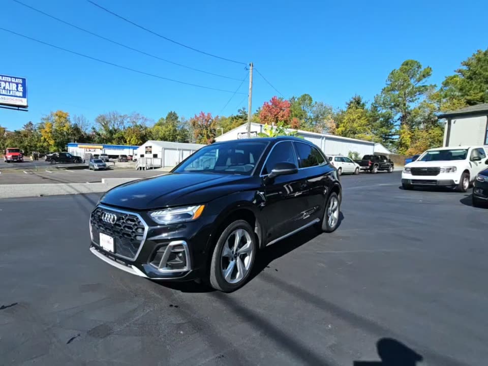 2022 Audi Q5 S line Prestige AWD