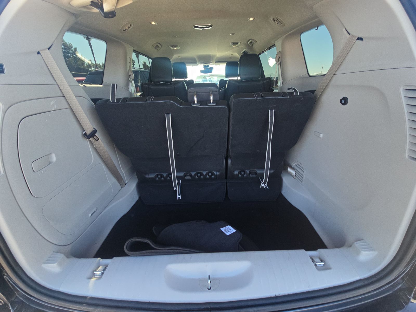 2024 Chrysler Pacifica Hybrid Select FWD