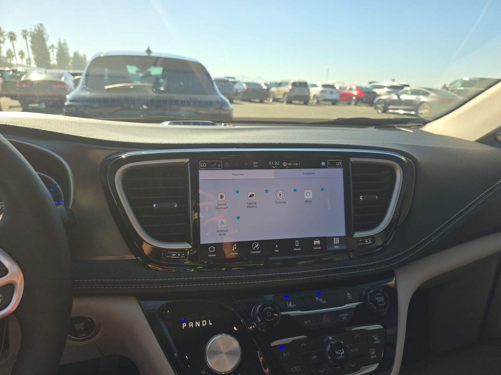 2024 Chrysler Pacifica Hybrid Select FWD