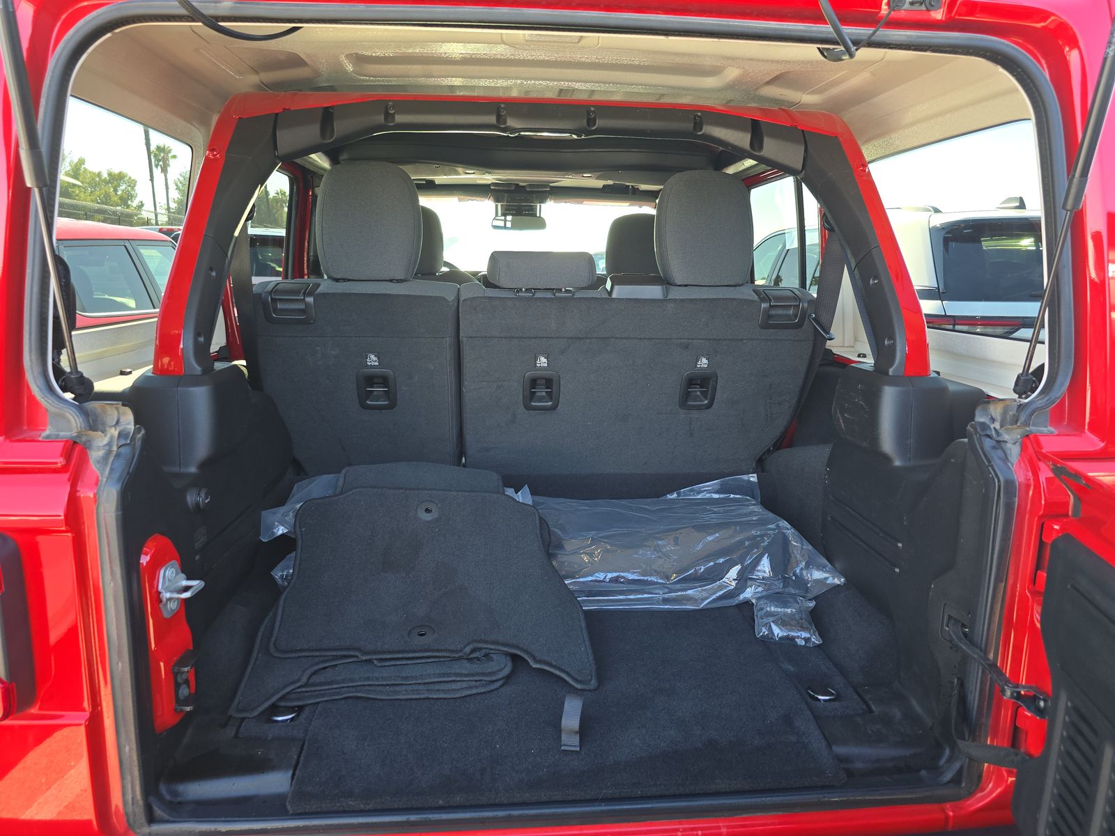 2025 Jeep Wrangler 4xe Sahara AWD