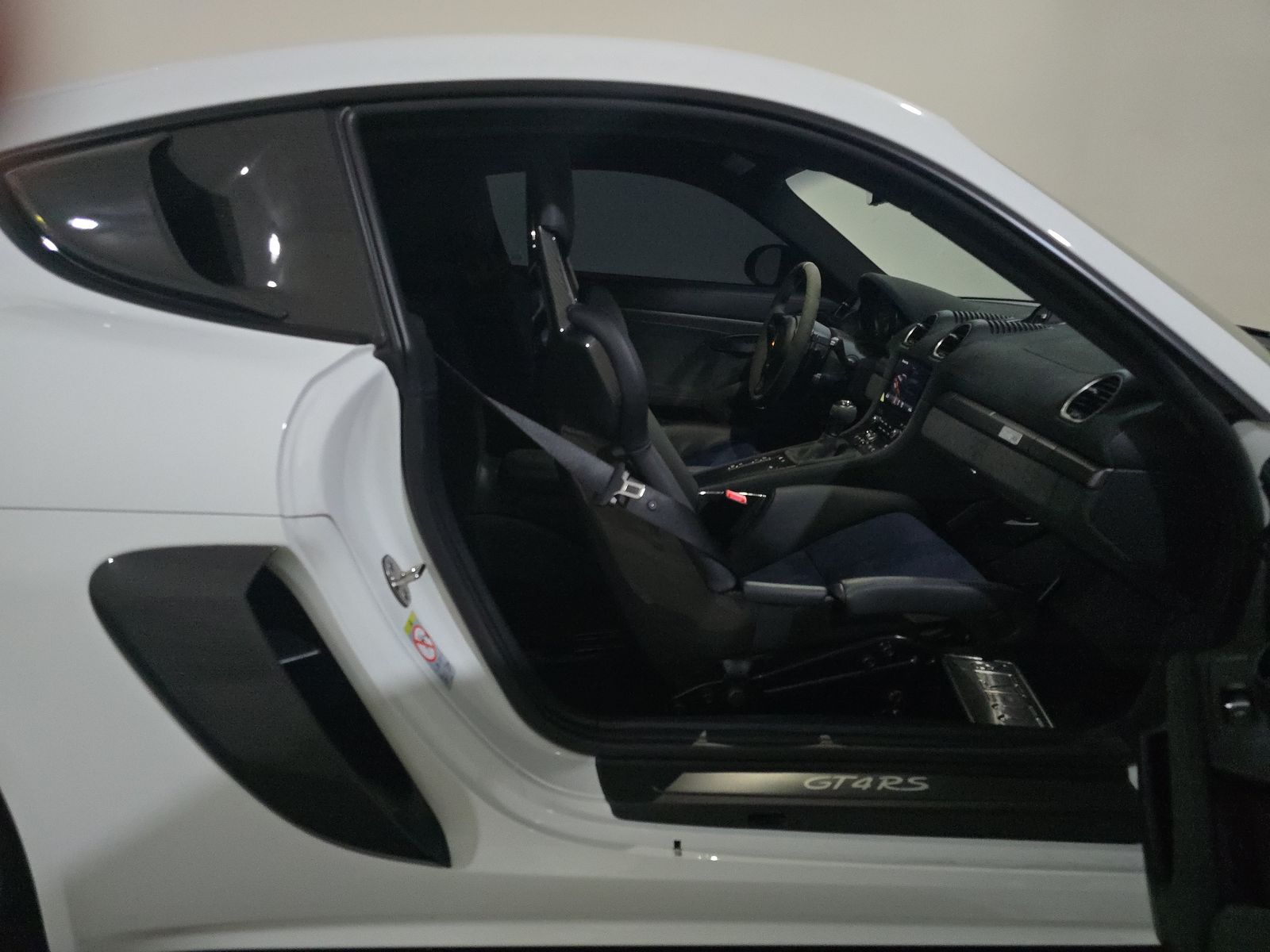 2024 Porsche 718 Cayman GT4 RS RWD