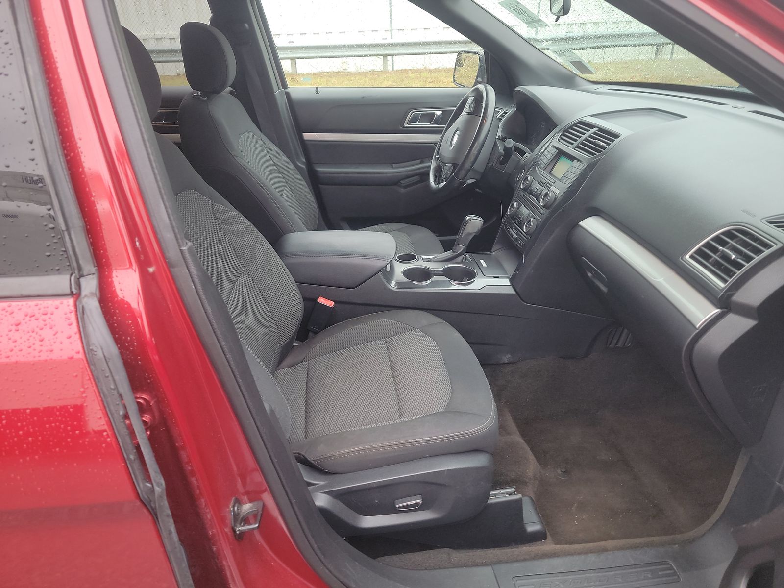 2017 Ford Explorer XLT FWD