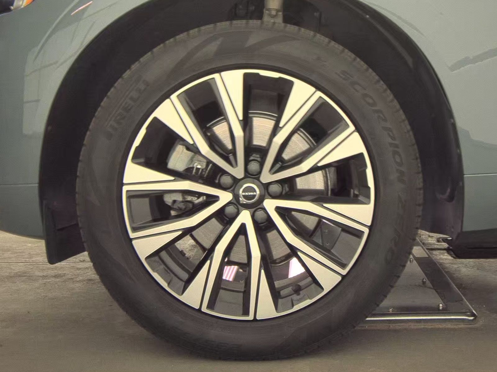 2023 Volvo XC60 B5 Core AWD