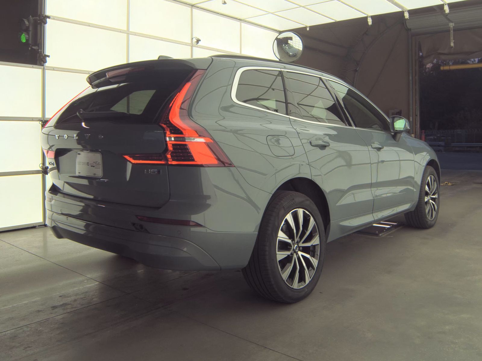 2023 Volvo XC60 B5 Core AWD