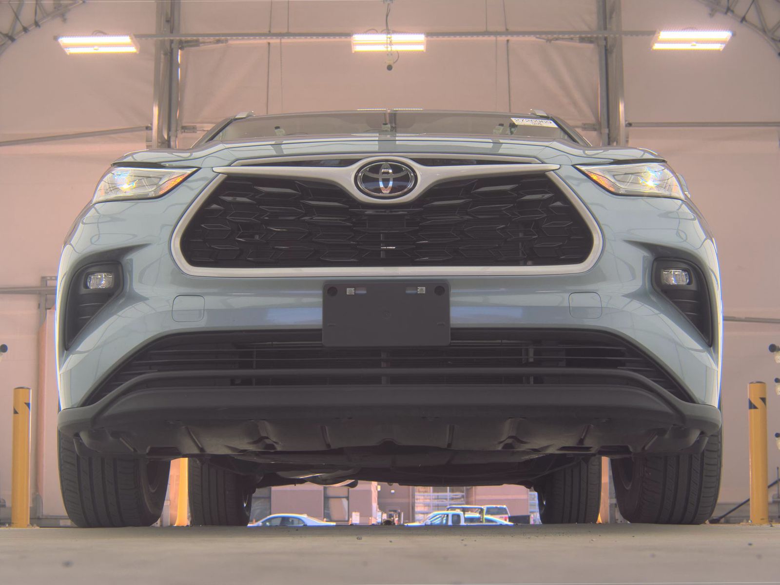 2023 Toyota Highlander XLE FWD