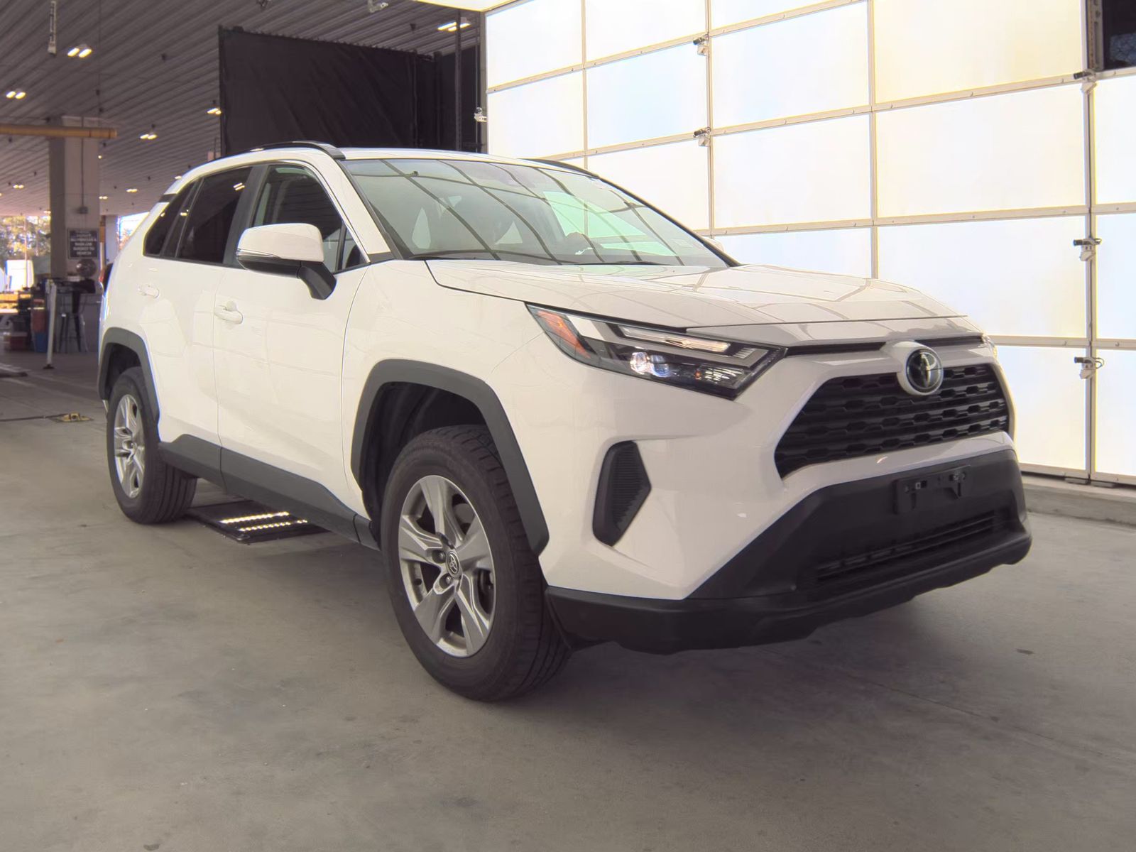 2023 Toyota RAV4 XLE AWD