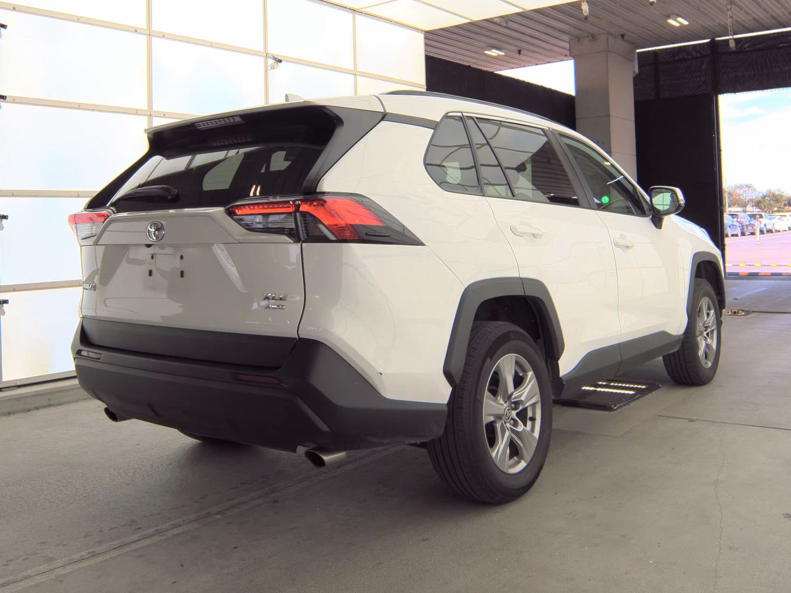 2023 Toyota RAV4 XLE AWD