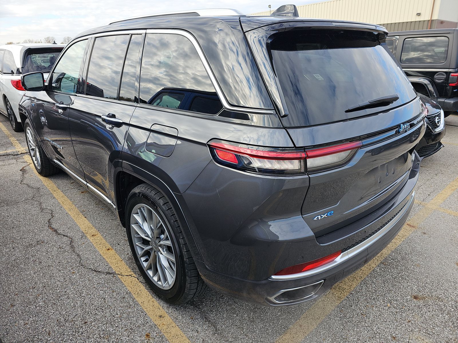 2022 Jeep Grand Cherokee 4xe Summit AWD