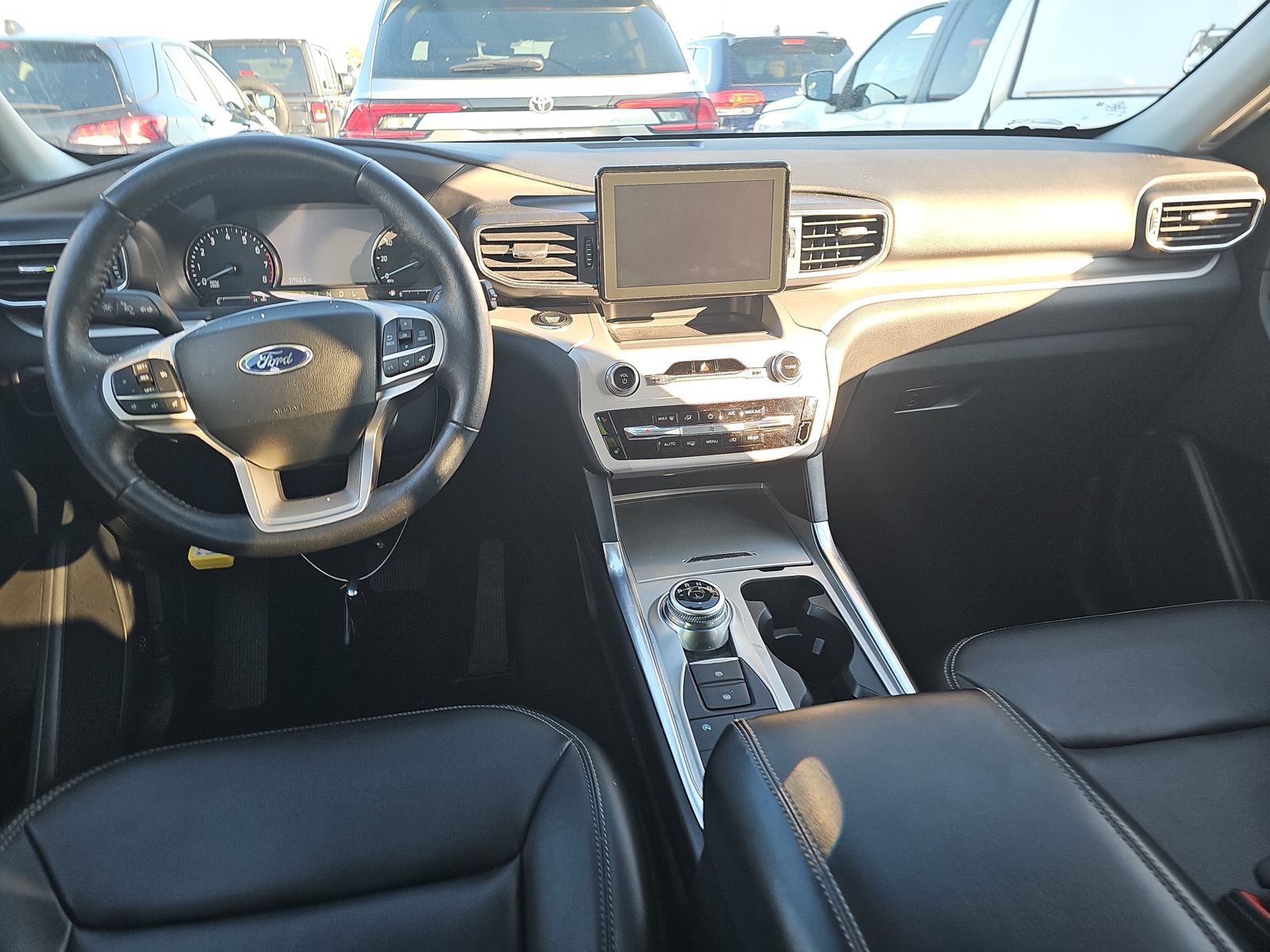 2024 Ford Explorer XLT AWD