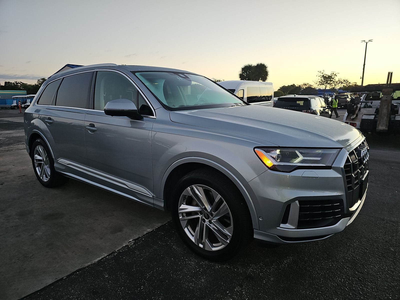 2023 Audi Q7 Premium Plus AWD