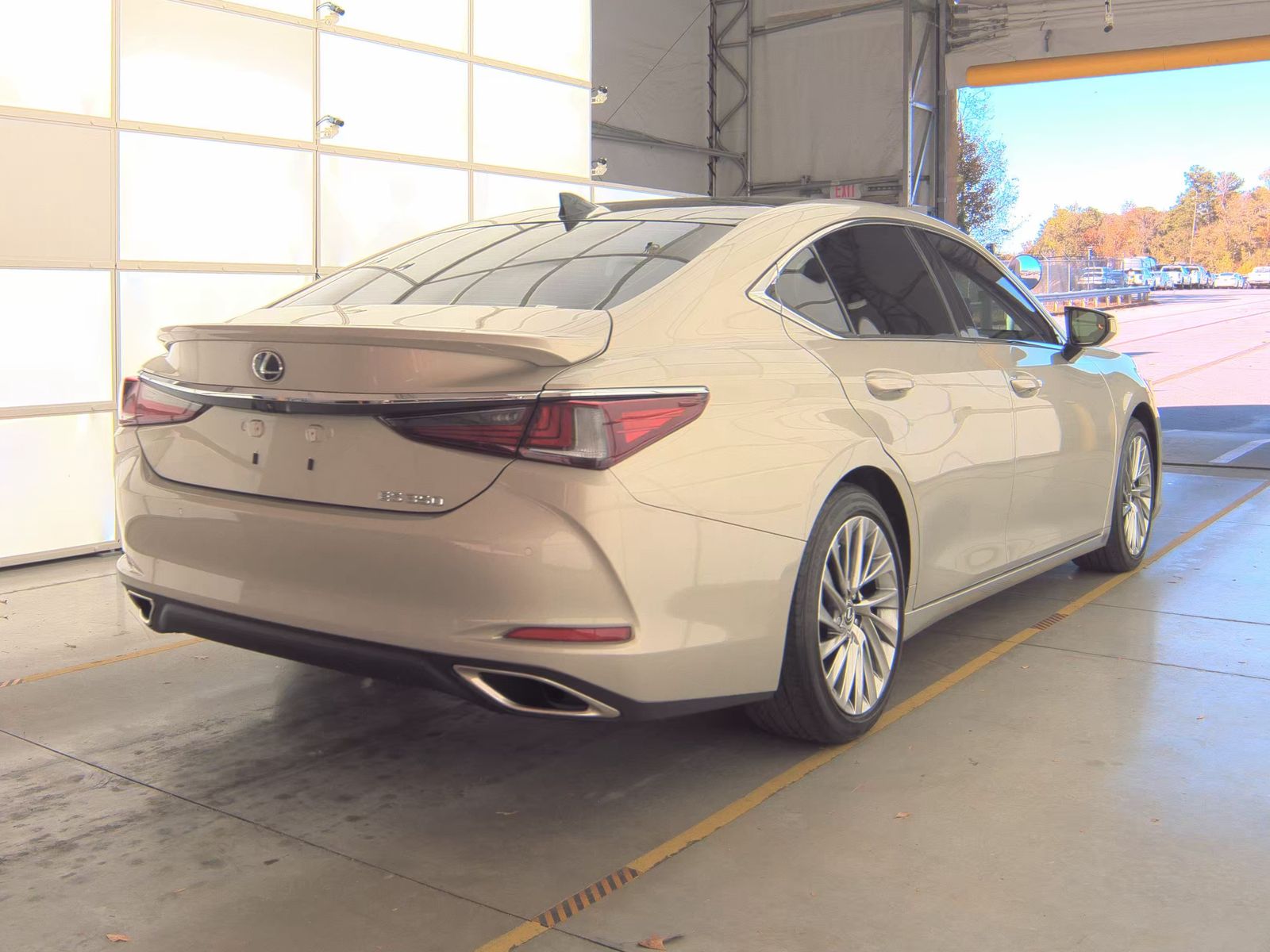 2022 Lexus ES ES 350 Ultra Luxury FWD