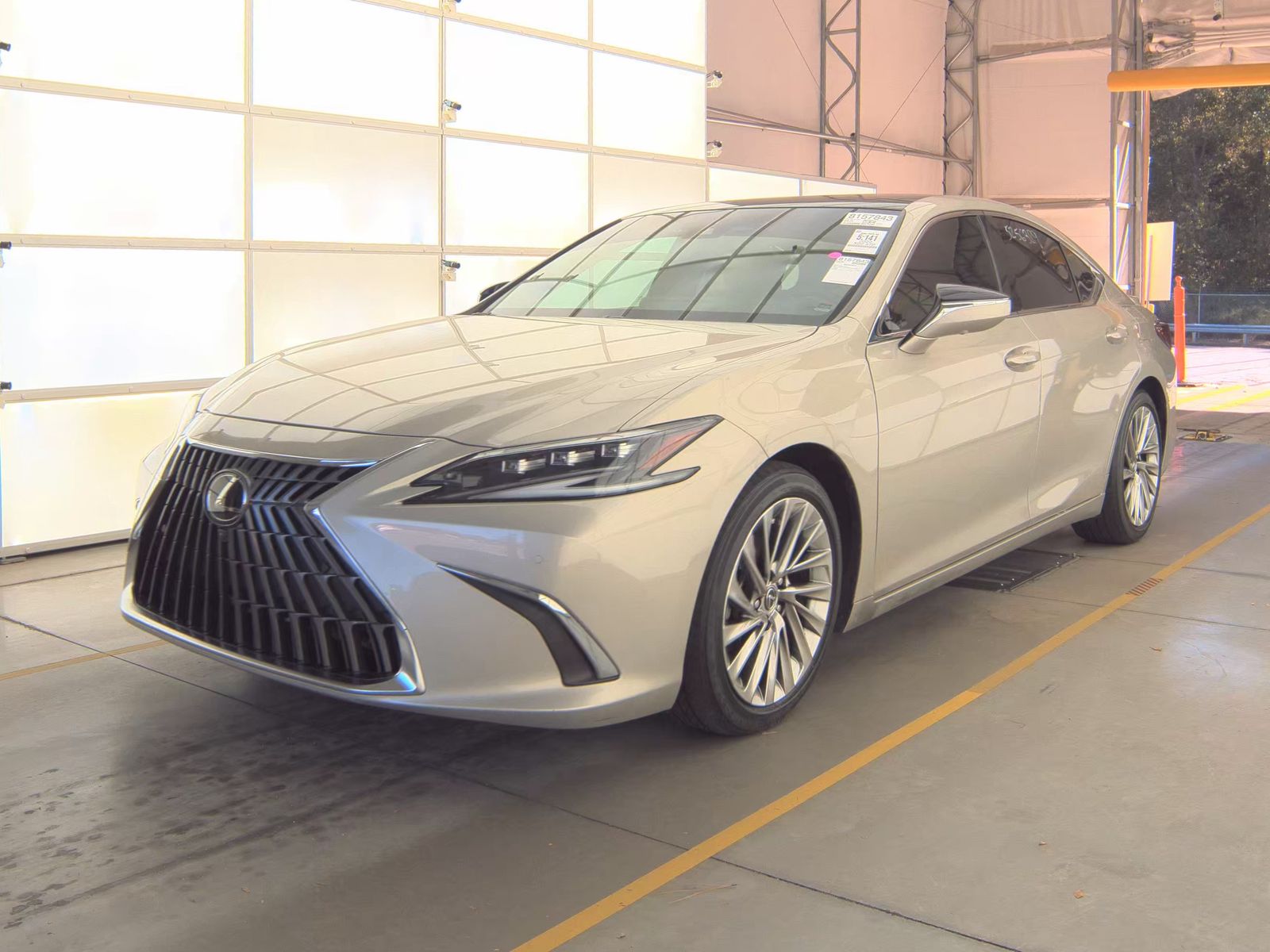 2022 Lexus ES ES 350 Ultra Luxury FWD