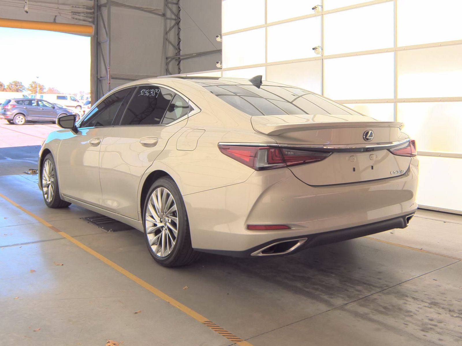 2022 Lexus ES ES 350 Ultra Luxury FWD