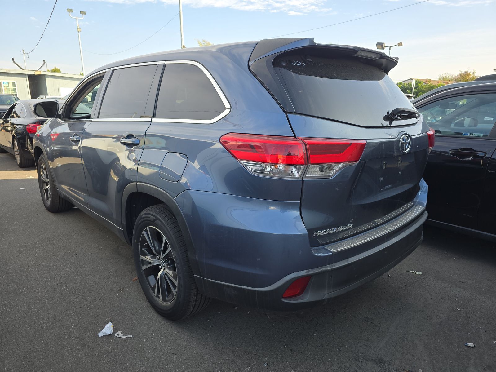 2018 Toyota Highlander LE Plus FWD