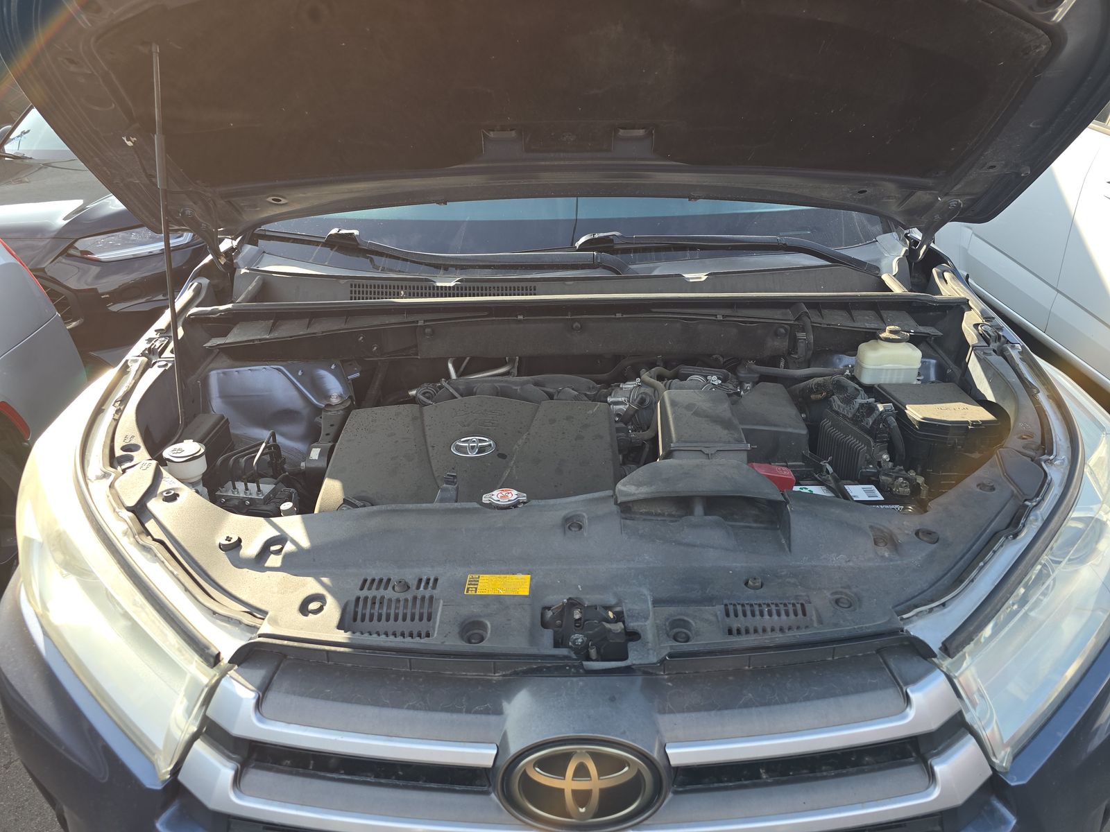 2018 Toyota Highlander LE Plus FWD