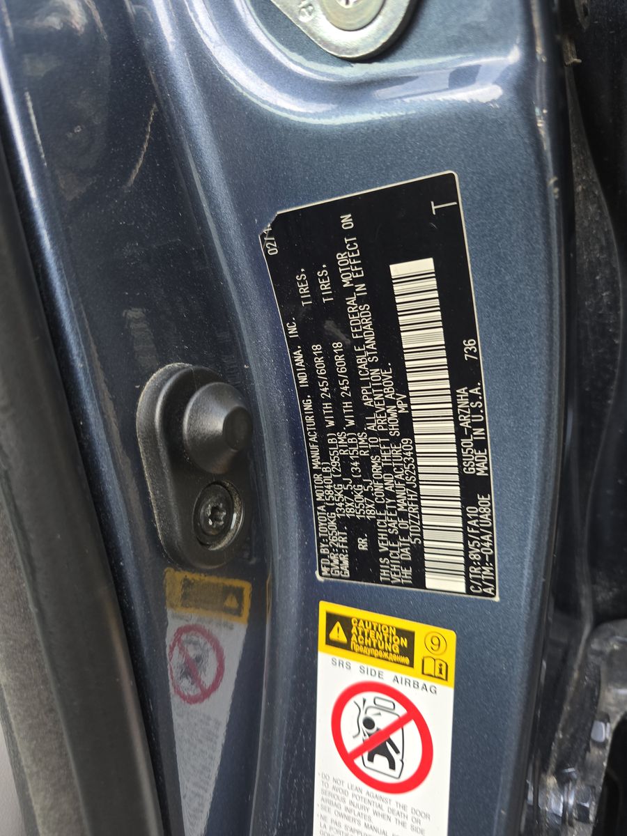 2018 Toyota Highlander LE Plus FWD