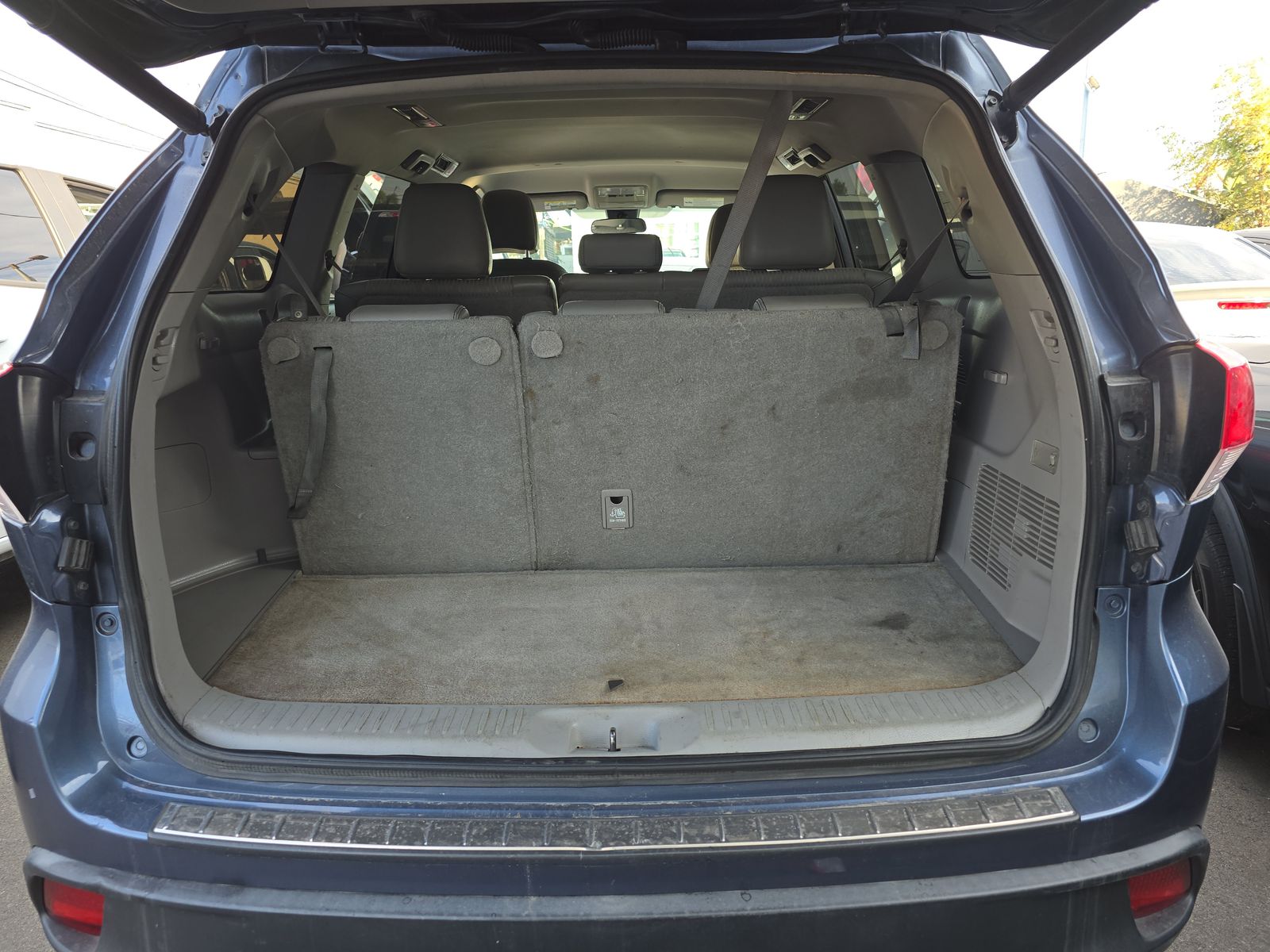 2018 Toyota Highlander LE Plus FWD