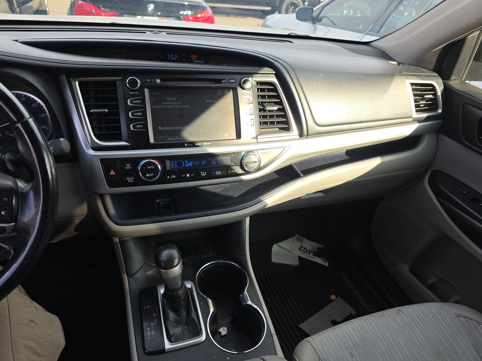 2018 Toyota Highlander LE Plus FWD