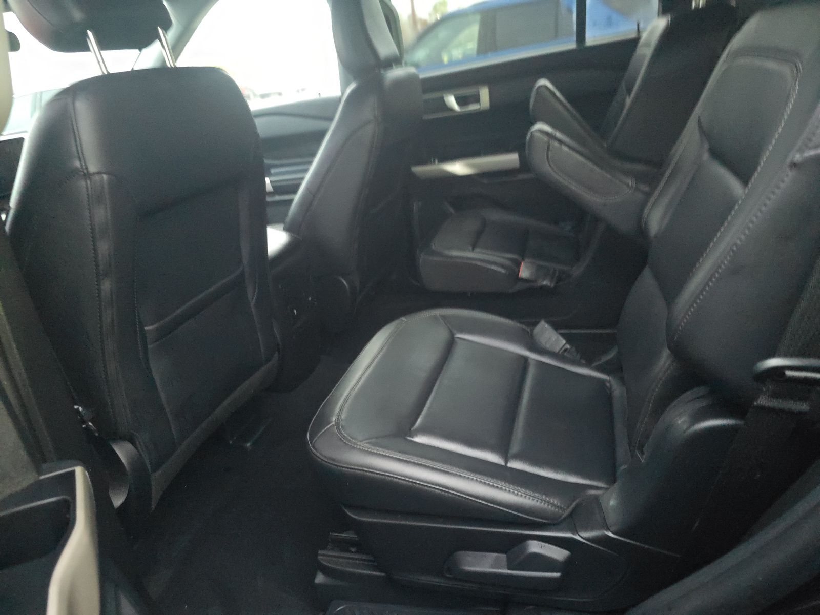 2023 Ford Explorer XLT AWD