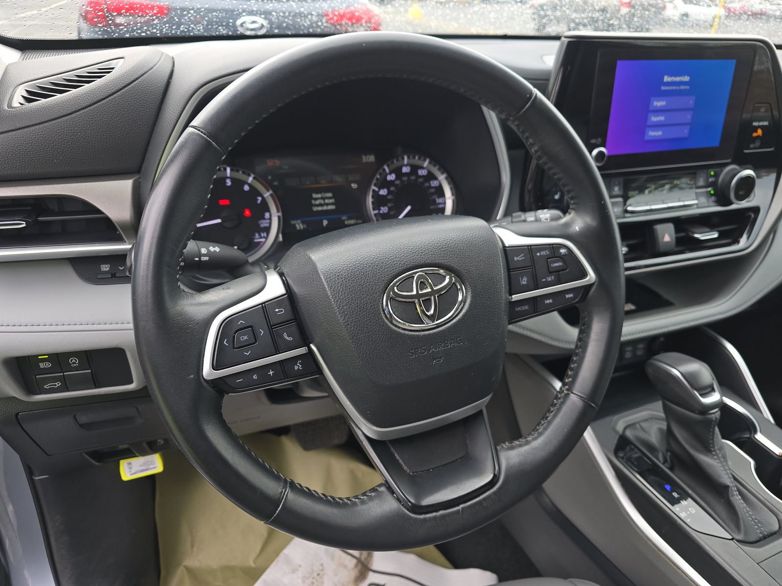 2023 Toyota Highlander XLE FWD