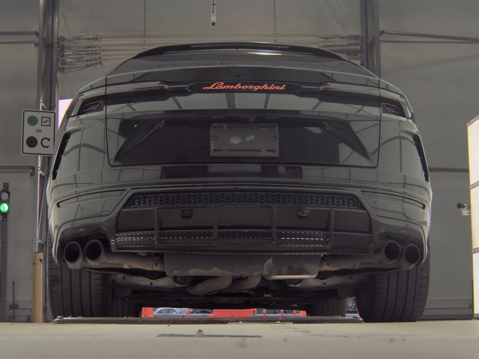 2020 Lamborghini Urus Base AWD