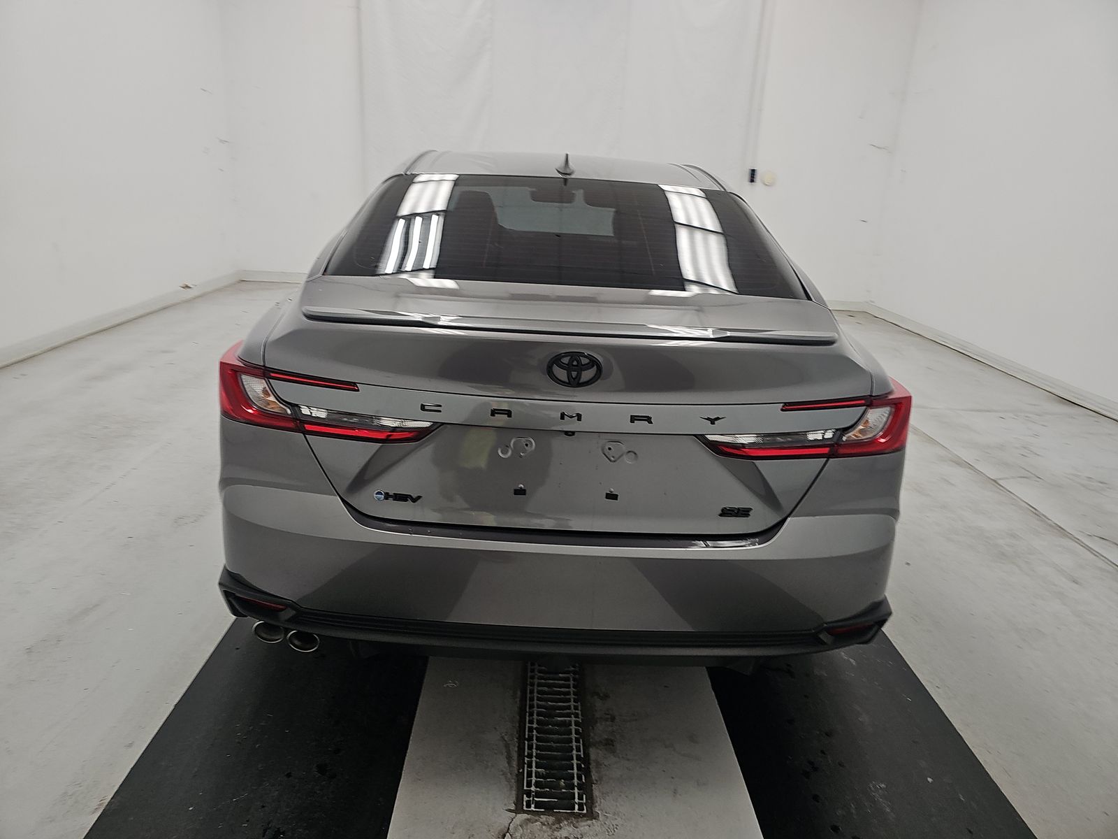 2025 Toyota Camry SE FWD