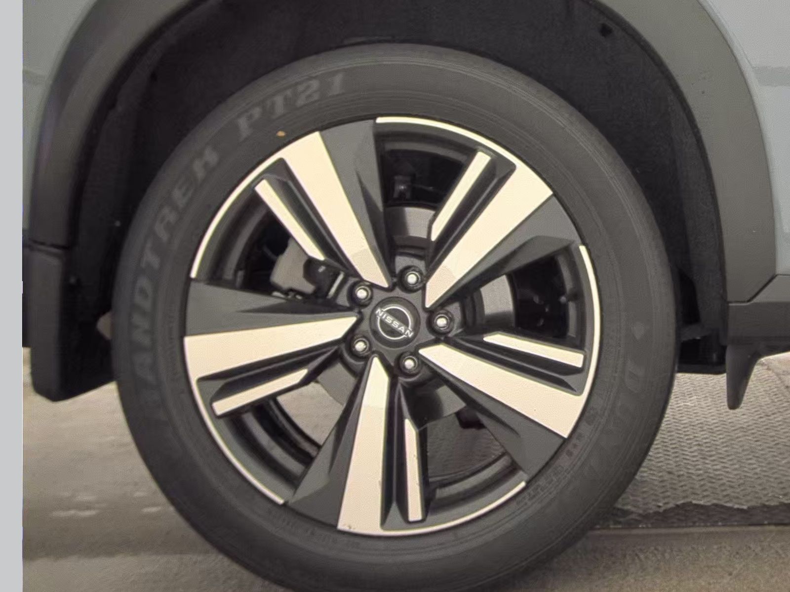 2023 Nissan Rogue Platinum AWD