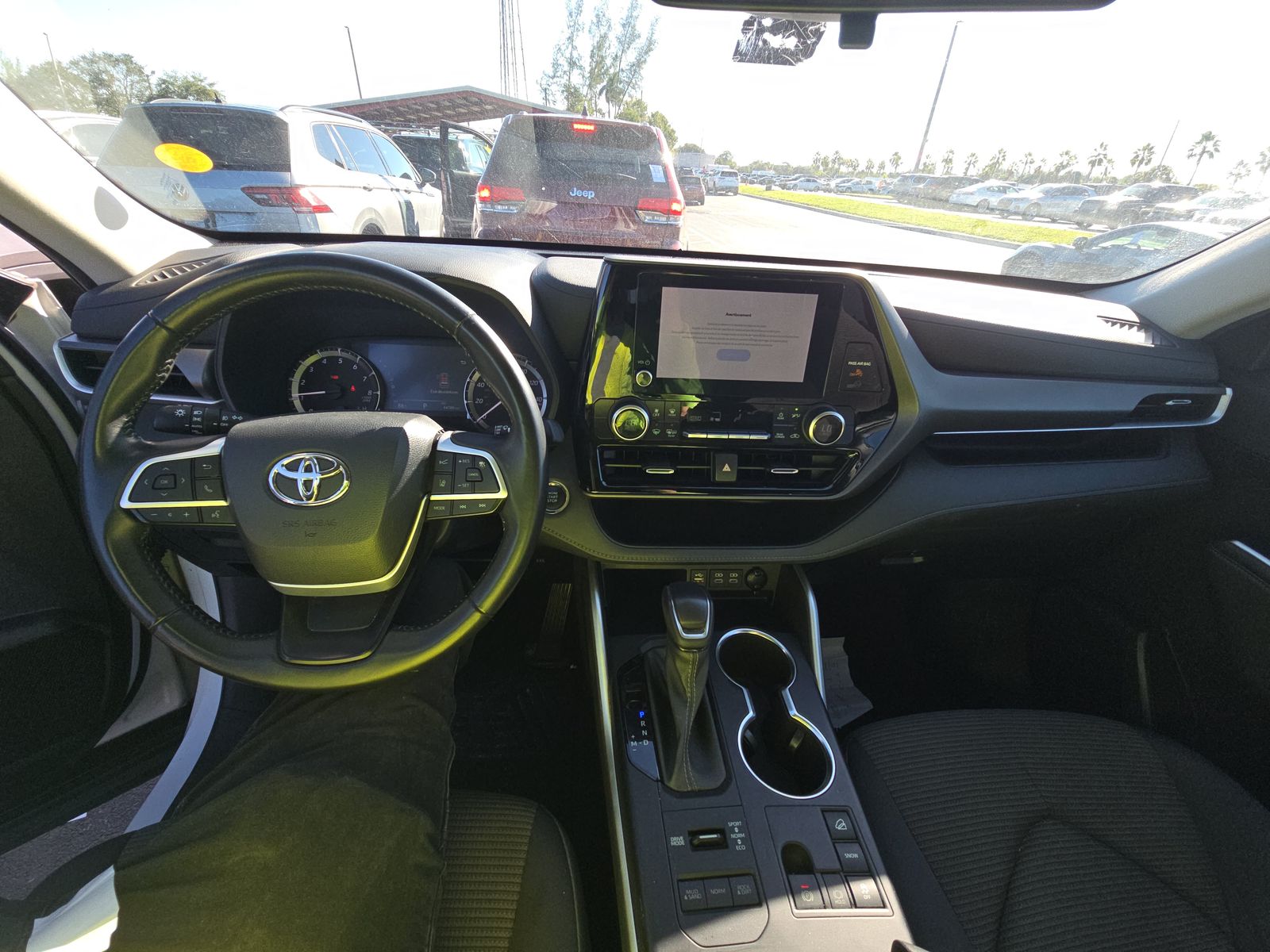 2023 Toyota Highlander LE AWD