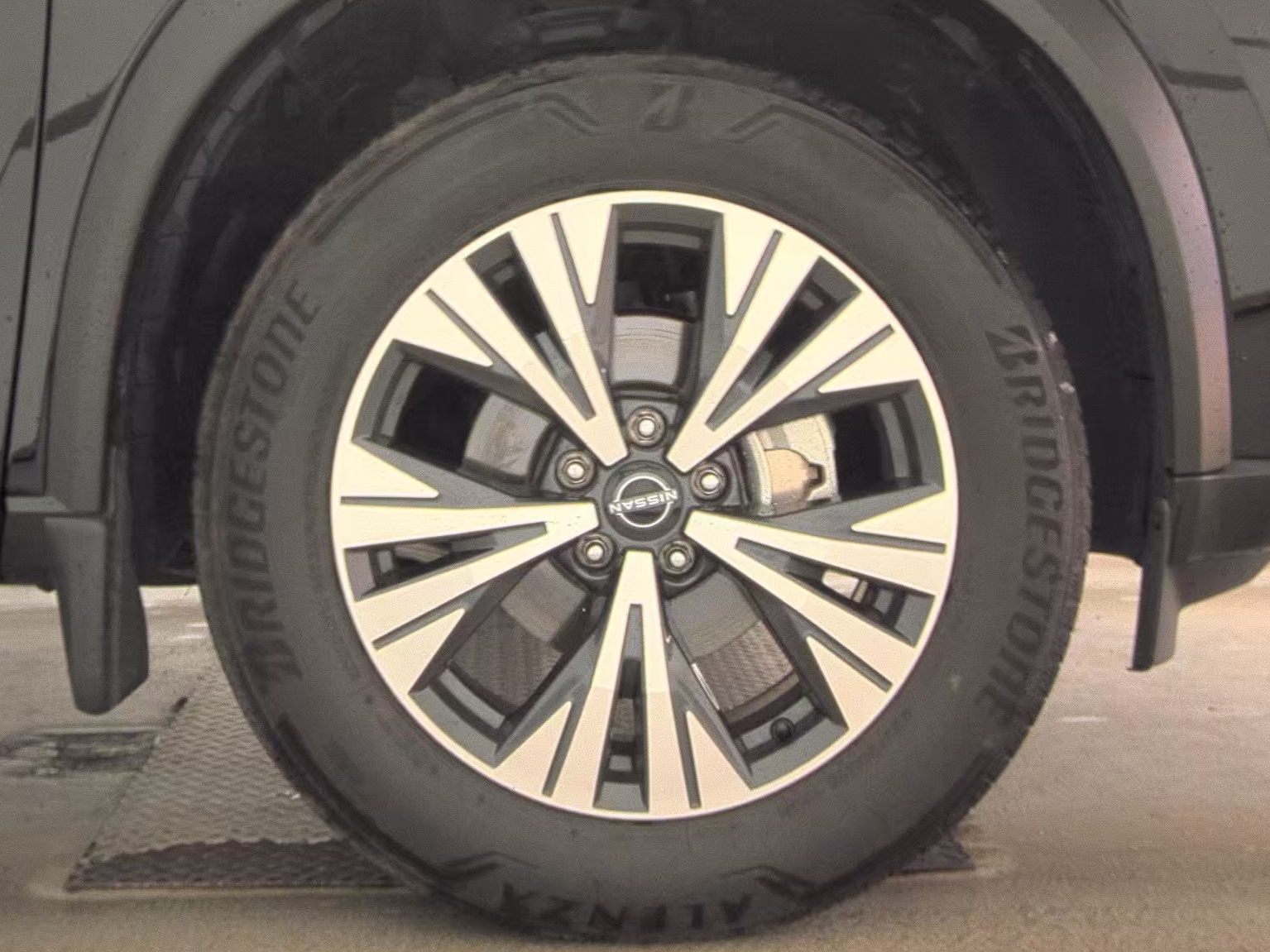 2023 Nissan Rogue SV AWD