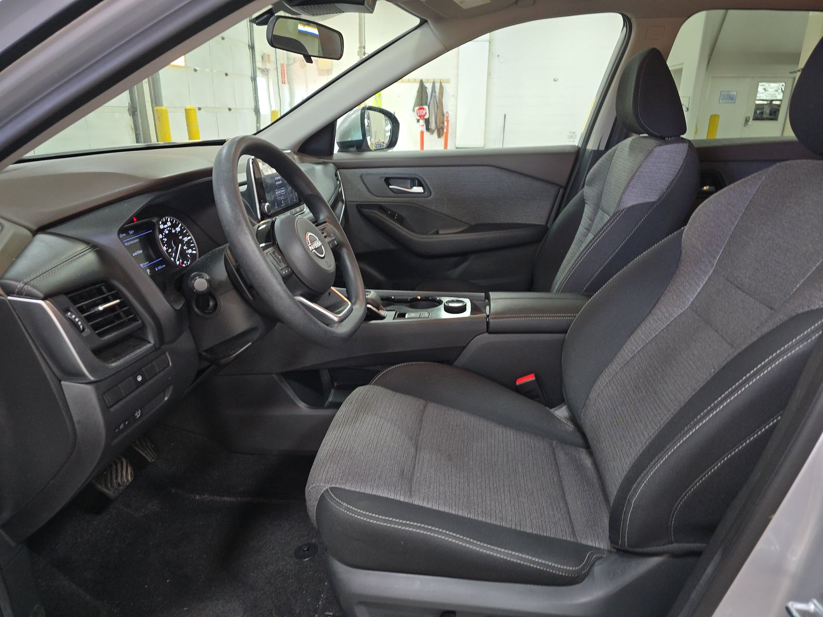 2023 Nissan Rogue SV AWD