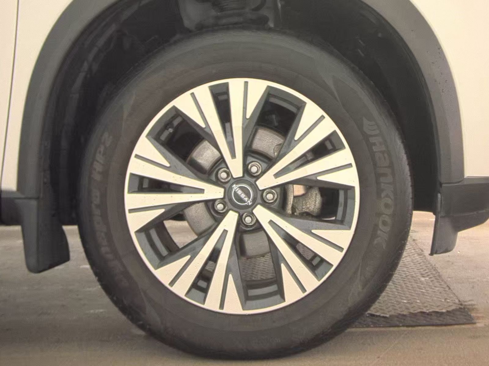 2023 Nissan Rogue SV AWD