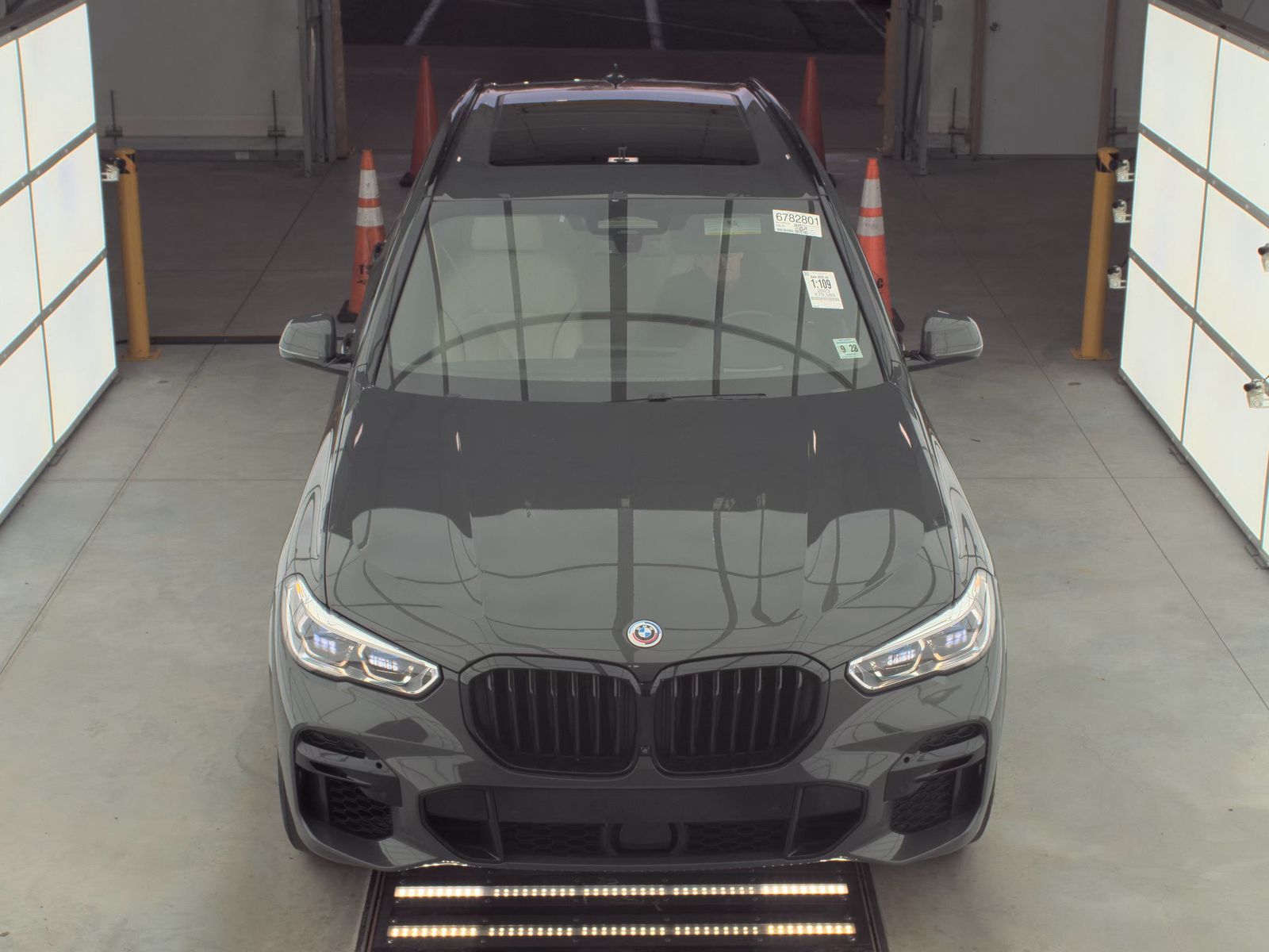 2023 BMW X5 M50i AWD