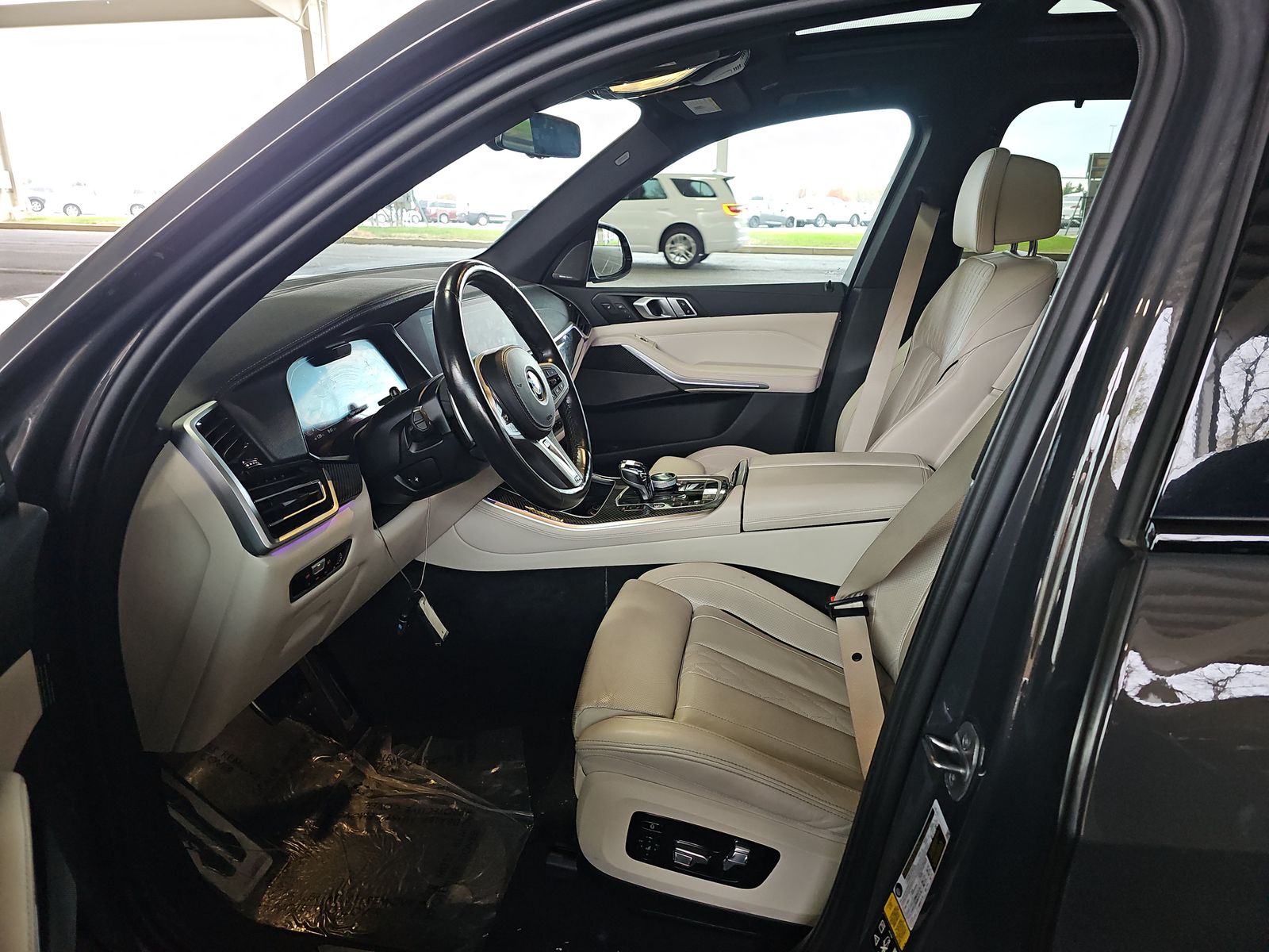 2023 BMW X5 M50i AWD