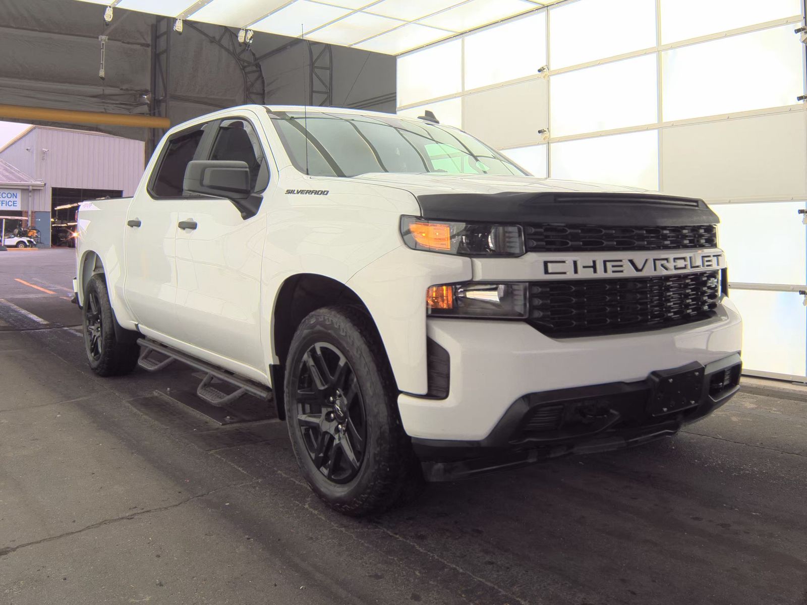 2022 Chevrolet Silverado 1500 Custom AWD