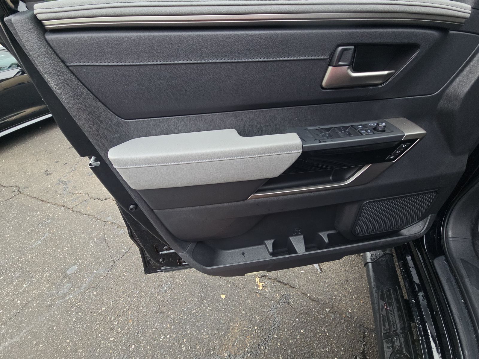 2025 Toyota Tundra Hybrid Limited AWD