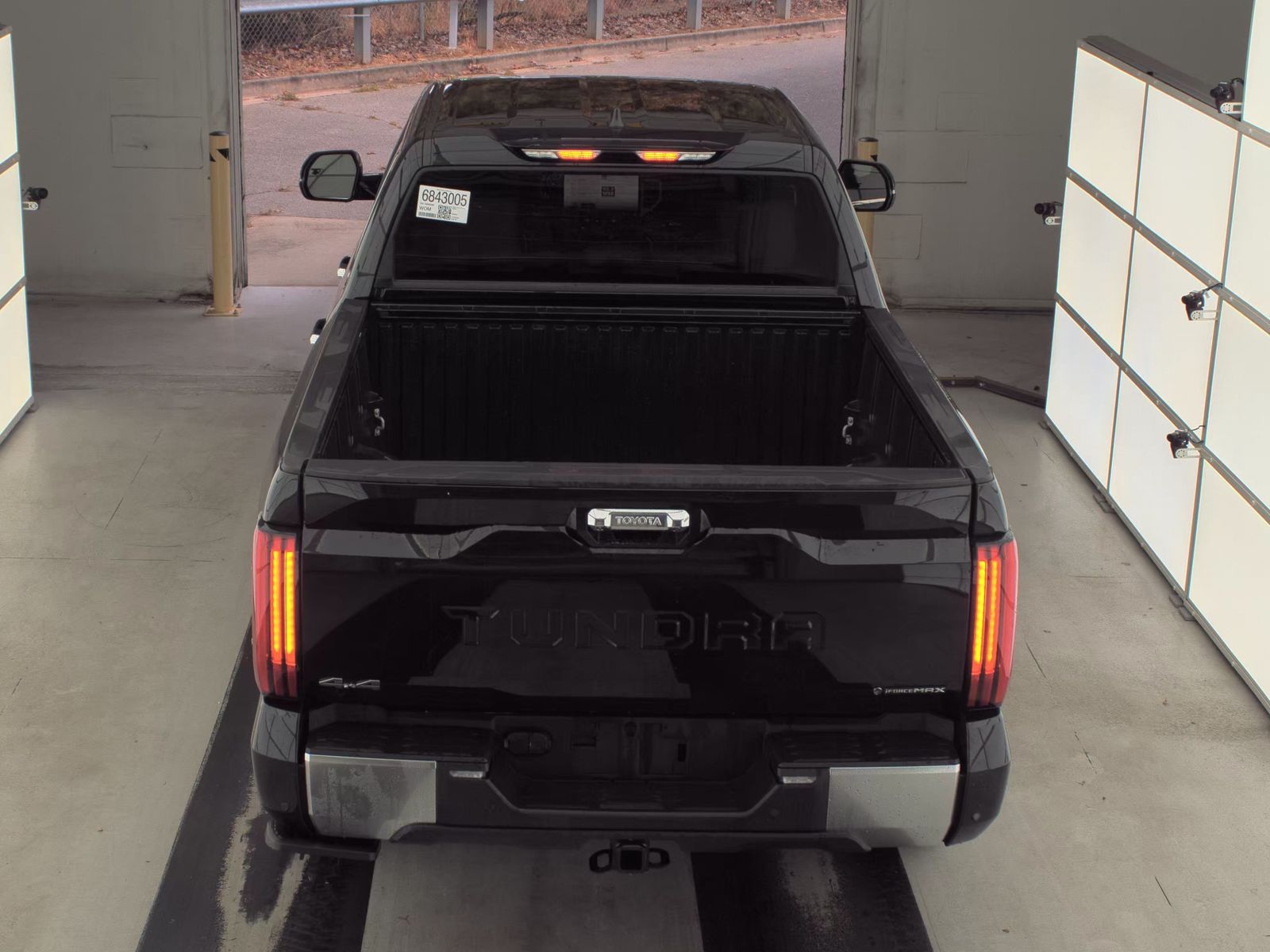 2025 Toyota Tundra Hybrid Limited AWD