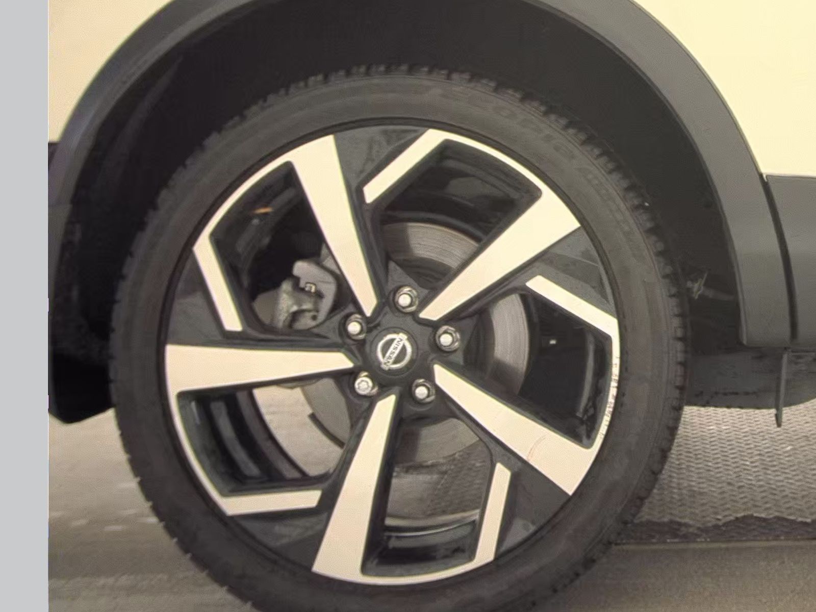 2022 Nissan Rogue Sport SL AWD