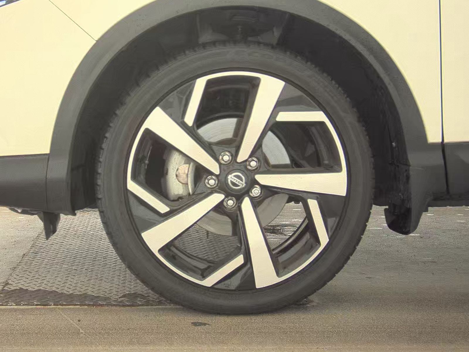 2022 Nissan Rogue Sport SL AWD