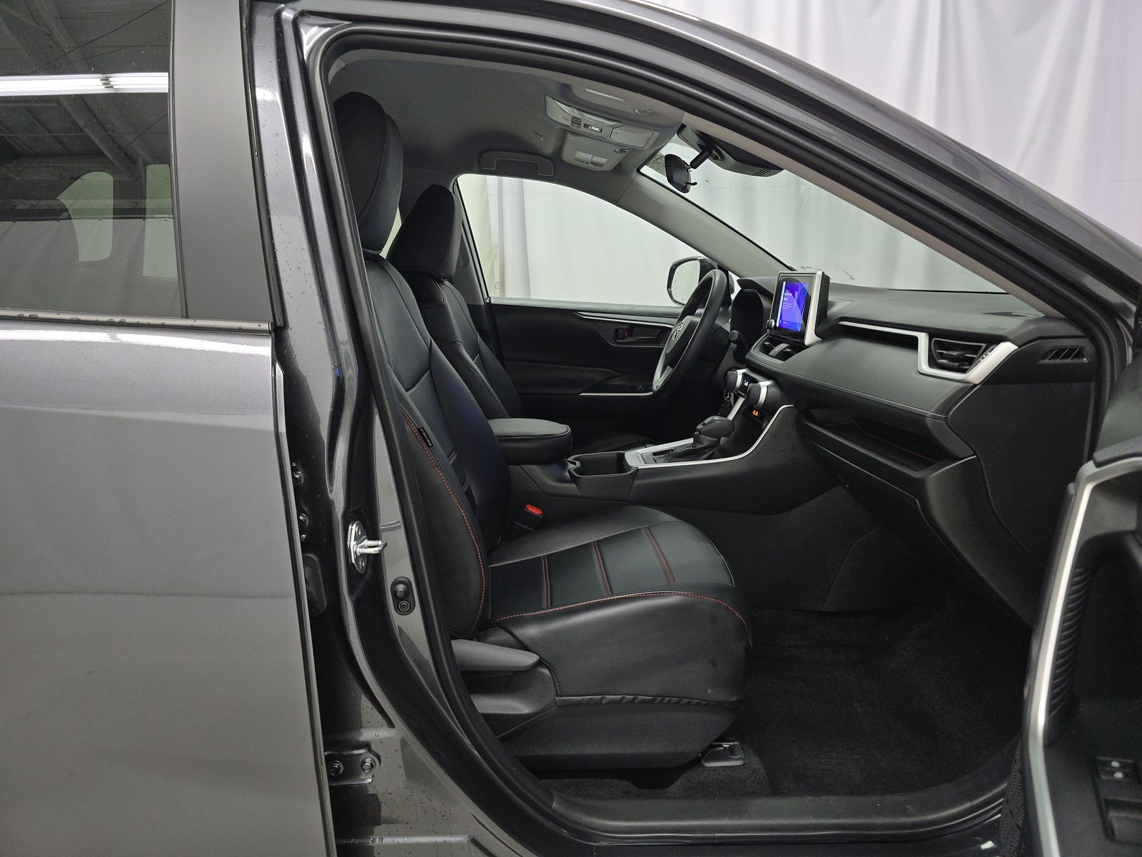 2025 Toyota RAV4 LE AWD